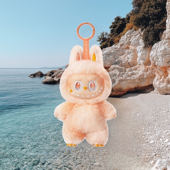 Labubu Accessories - NIB 🍑 HAPPINESS 🍑 Big Into Energy Pendant Series Labubu v.3